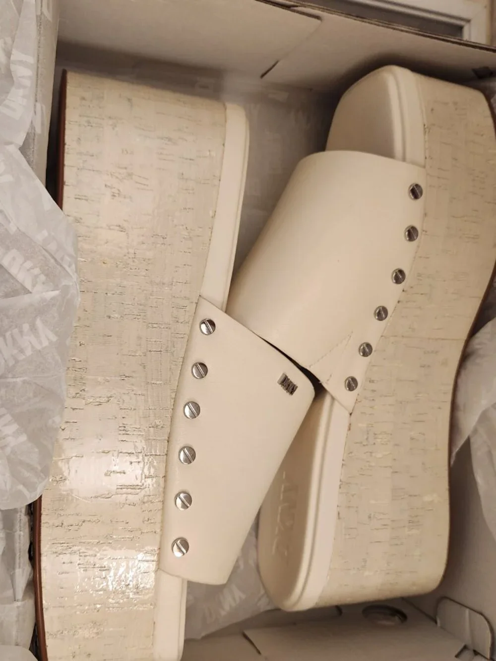 DKNY Alvy Studded Platform Wedge Slide Sandals, Egg Nog/Leather. NIB. Size 11